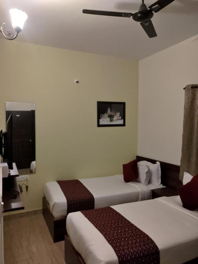 Hotel Bangalore Airport Inn, Near Kempegowda Airport, Airport Pickup & Drop Available 24X7 Devanahalli エクステリア 写真