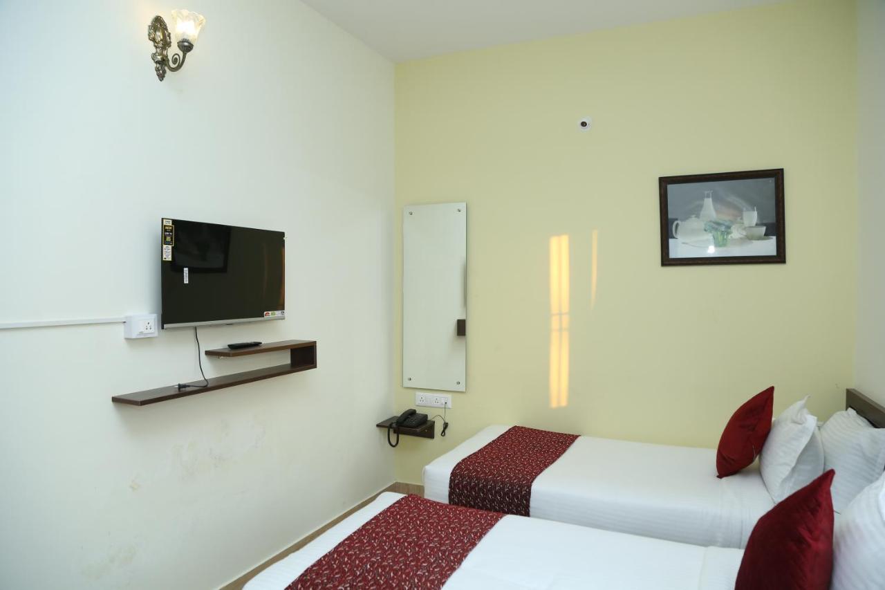 Hotel Bangalore Airport Inn, Near Kempegowda Airport, Airport Pickup & Drop Available 24X7 Devanahalli エクステリア 写真